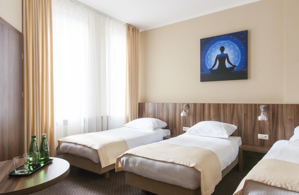 Mandala Hostel & Apartments Poznan Room photo